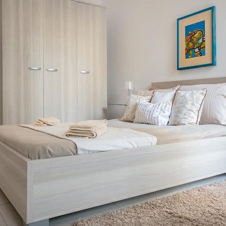 Sliema Quiet & Modern Maisonette Exterior photo